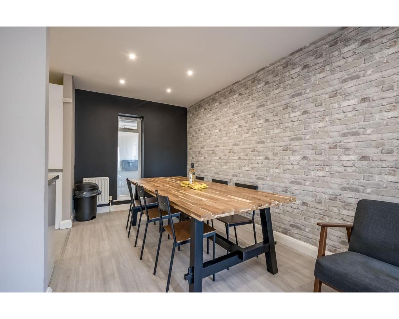 Central Belfast Apartments: Citygate 部屋 写真